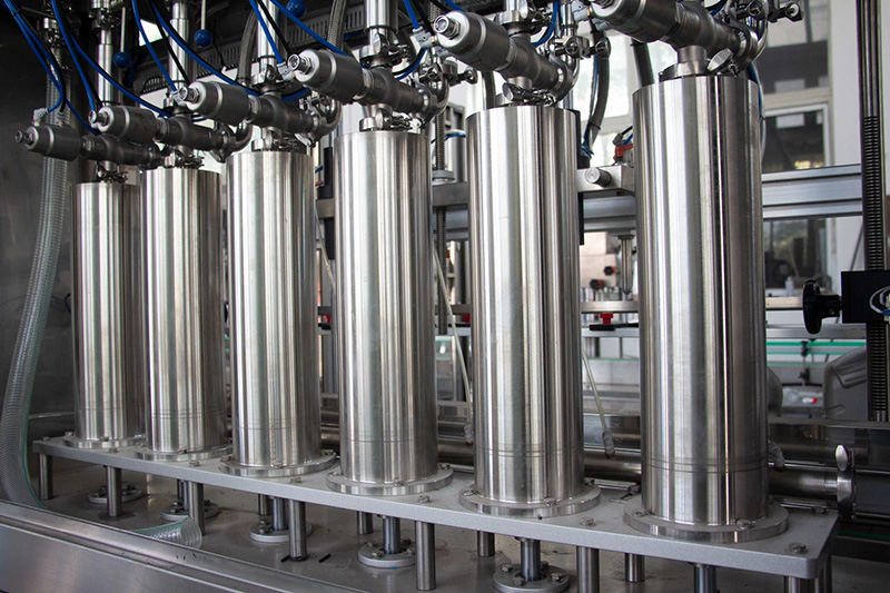 Otomatik Kozmetik Parfüm Sıvı Şişeleme Şişesi Dolum Makinesi