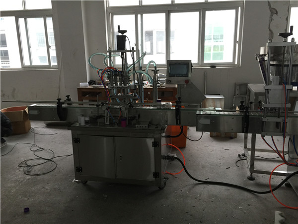 Otomatik pistonlu sıvı dolum makinesi 50ml ila 1L